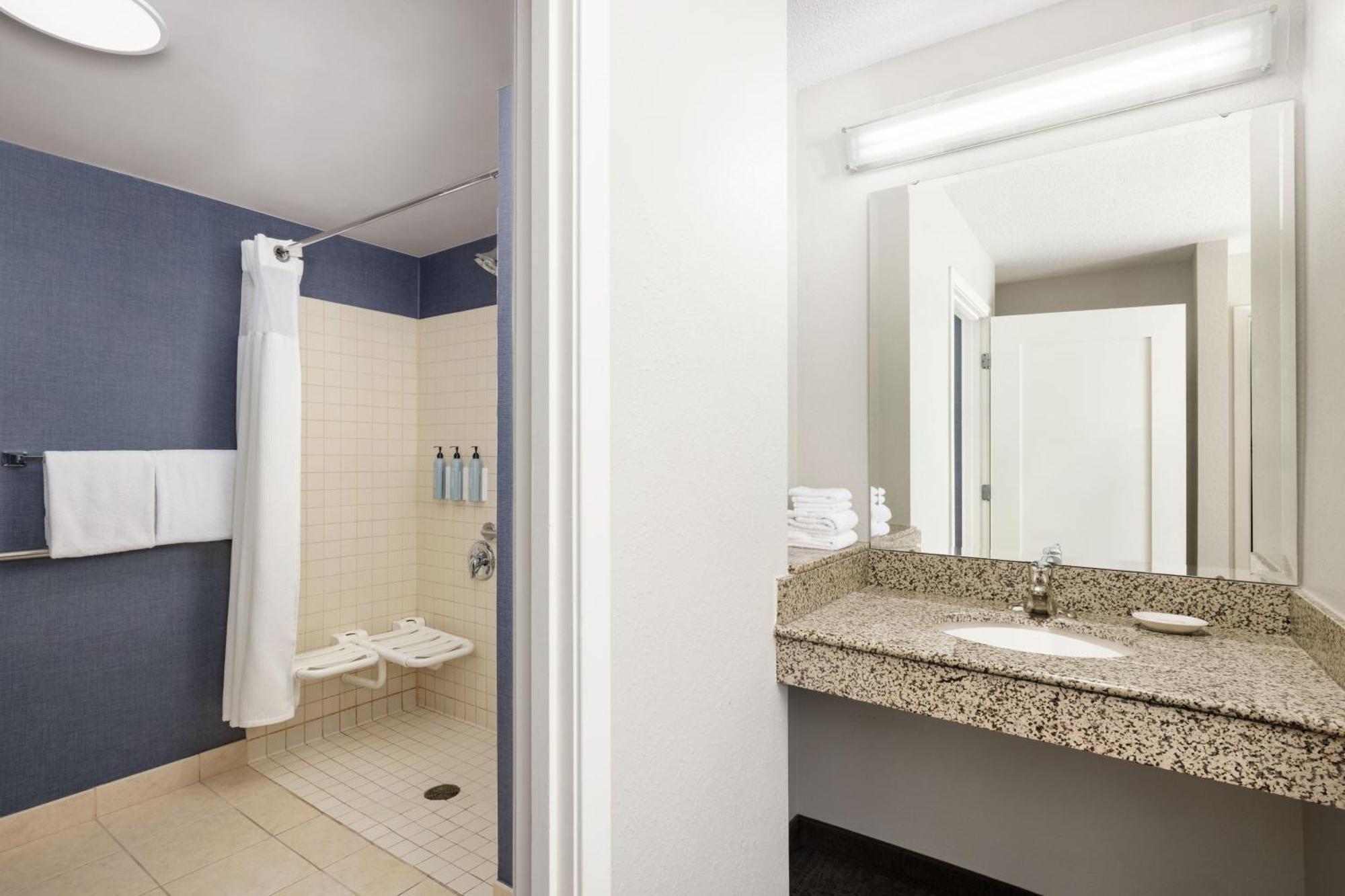 Residence Inn Concord Exterior foto